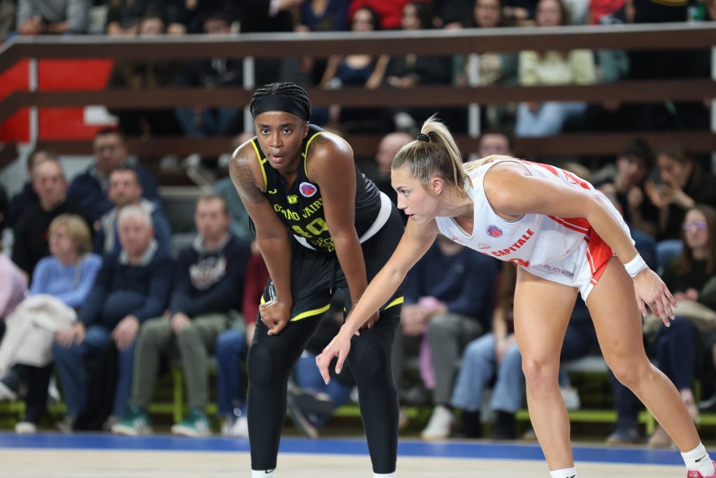 Jasmine Walker, MVP del partido, antes de un tiro libre. Fuente: FIBA.